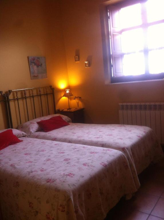 Hotel Rural La Veleta Murias de Rechivaldo Zimmer foto