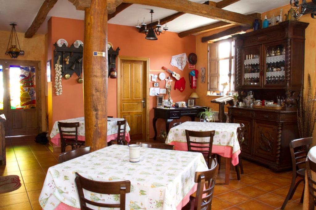 Hotel Rural La Veleta Murias de Rechivaldo Exterior foto